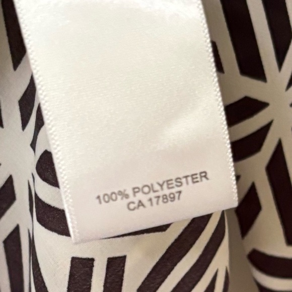 Banana Republic| Black & White Geometric Buttoned Long Sleeve Blouse Top Sz S - Picture 4 of 6